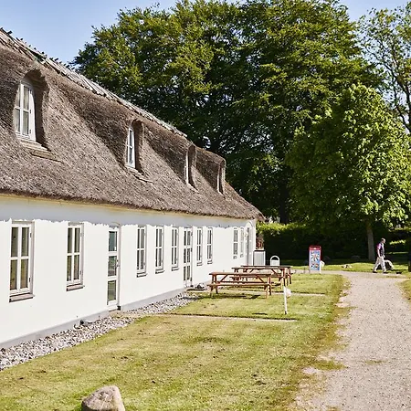 Sankt Helene Tisvildeleje Hostel Exterior photo